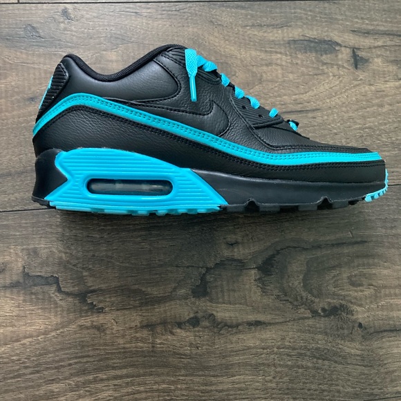 Nike Air Max 90 Undefeated Black/Blue Fury Sneakers Size 8.5 Men/10 Women - Picture 3 of 11
